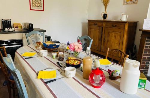 Thimert-Gatelles House | Discover Gîte de la Perdrix: Family-Friendly Retreat