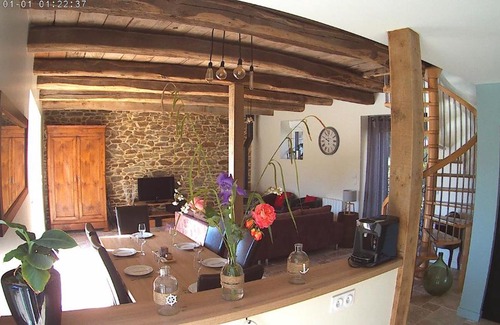 Pleslin-Trigavou House | Pet-Friendly Gîte de La Pilotais - Guest Rated 10/10