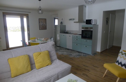 Chezery Forens Apartment | Discover Gîte de La Poivrière: Top-Rated Family Getaway
