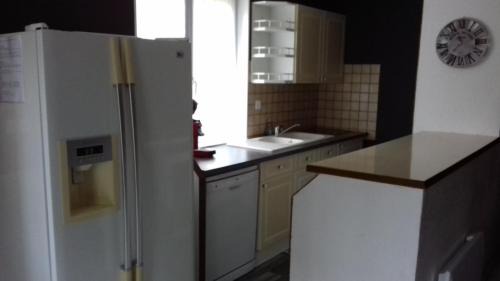 Dontrien House | Guest Rated Gîte de la Py: Ideal for Families and Relaxation