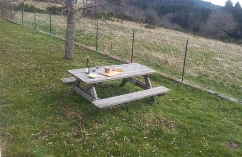 Sainte-Catherine Cottage | Charming Gîte de la Sagne: Relaxing Retreat with Spa