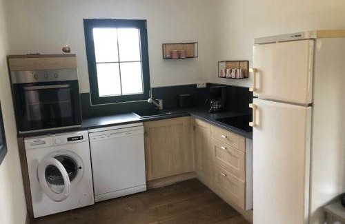 Neuville-Ferrieres Apartment | Family-Friendly Retreat at Gîte de la vallée