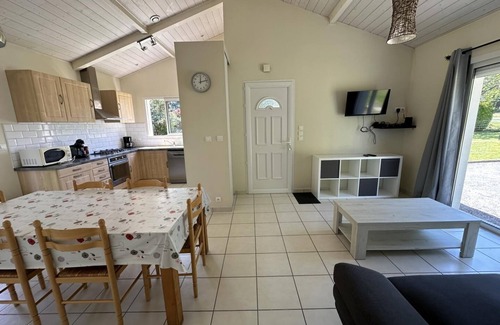 Saint-Geours-de-Maremne House | Family-Friendly Gîte de Lescle in St-Geours-de-Maremne