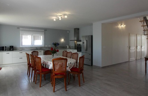 Saint-Savin House | Gîte de Louilleau - Saint-savin