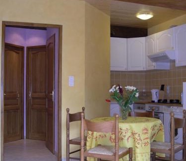 Lure Apartment | Gîte de Luré: Pet-Friendly Retreat with Oceanfront Views