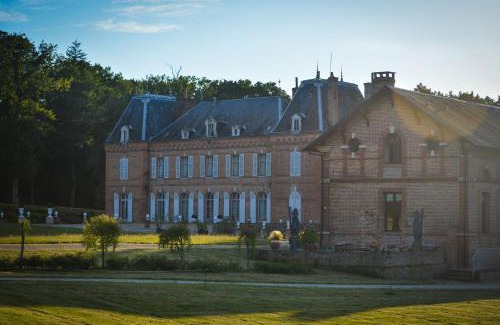 Pierrefitte-sur-Sauldre House | Pet-Friendly Gîte de Montfranc - Guest Rated 9.2/10