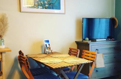Saint-Etienne-du-Gres Apartment | Oceanfront Gîte de Notre Dame with Pool & 8.9/10 Rating