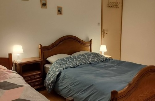Vanault-les-Dames House | Ideal Stay at Gîte de Pierre et Christine for Families & Pets