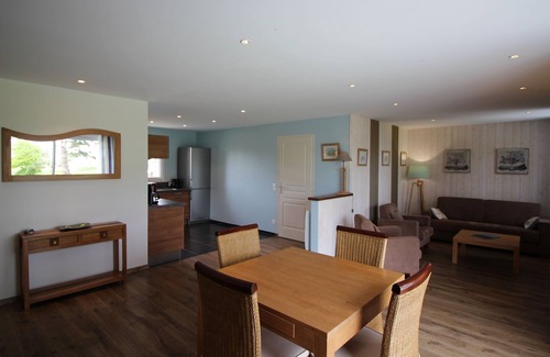 Fort-Mahon-Plage Cottage | Top-Rated Gîte des Avocettes with Ocean Views & Pool
