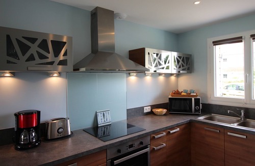 Fort-Mahon-Plage Cottage | Top-Rated Gîte des Avocettes with Ocean Views & Pool