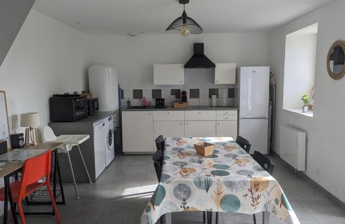 Huismes House | Gîte des Basses Rivières: Oceanfront Retreat with Top Ratings