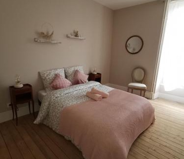 Beaumont House | Gîte des Frangines: Family-Friendly Retreat with Top Ratings