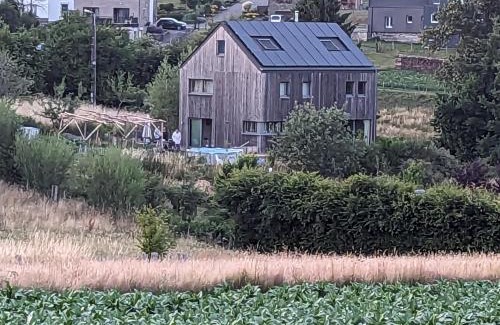 Bievre House | Experience Oceanfront Bliss at Gîte des Genêts en Terrasses