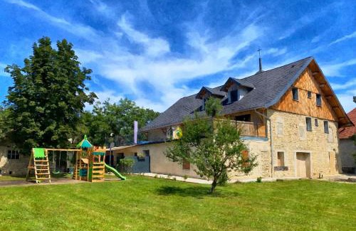 Guyans-Durnes Apartment | Child-Friendly Gîte du Petit Ourson, Rated 9.4/10