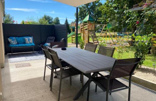 Guyans-Durnes Apartment | Child-Friendly Gîte du Petit Ourson, Rated 9.4/10