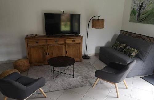 Cheverny House | Family-Friendly Escape at Gîte des Pins Chambord-Beauval