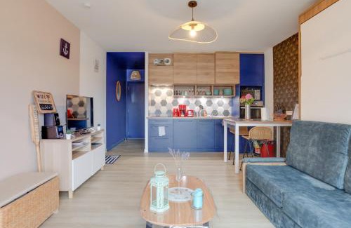 Lezardrieux Apartment | Inviting Gîte des Randonneurs by the Ocean in Bretagne