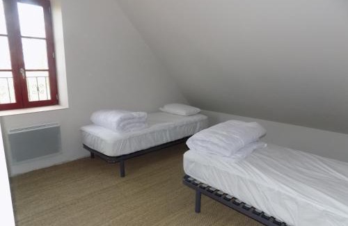 Lacs House | Gîte des Retrouvailles: Family & Pet Friendly Retreat
