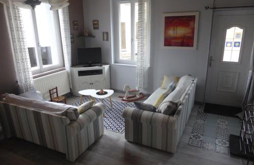 Ranchal Apartment | Top-Rated Gîte Des Sapins with Family-Friendly Amenities