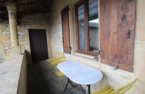 Les Echets House | Inviting House with Spa & Family-Friendly Amenities