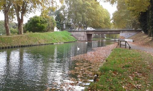 Illkirch-Graffenstaden Apartment | Guest Rated Gîte Des Vergers: Family-Friendly with Breakfast