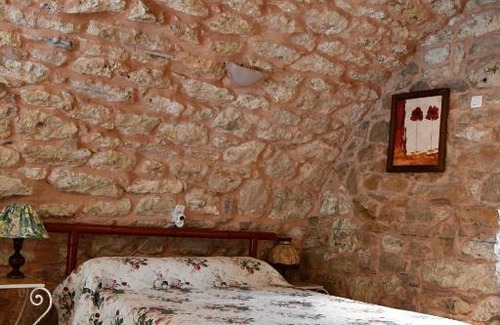 Mostuejouls House | Oceanfront Gîte Domaine du Théron: Rated 8.2/10 Stay