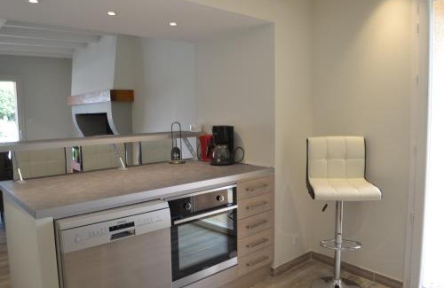 Vanxains House | Gîte du Béarnais: Guest Rated 9.3 & Oceanfront Amenities