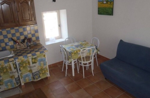 Mazan House | Experience Gîte du Bois Joli: Top-Rated Getaway with Views
