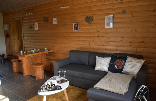 Sainte-Ode Apartment | Experience Gîte du cheval blanc d'Houmont: Family-Friendly Stay
