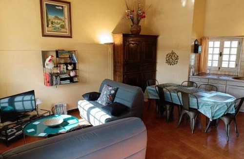 L'Epine House | Gîte du Cladan: Pet-Friendly with Oceanfront Views