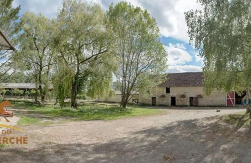 Montgaudry House | Discover Gîte du Domaine du Ch'Val Perché: Family-Friendly Stay