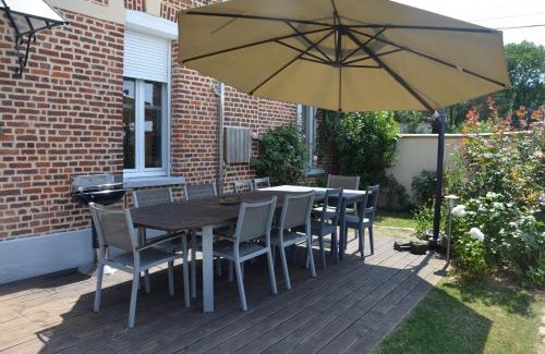 Fresnoy-le-Grand House | Inviting Gîte du Frêne: Family-Friendly with a 9.3 Rating