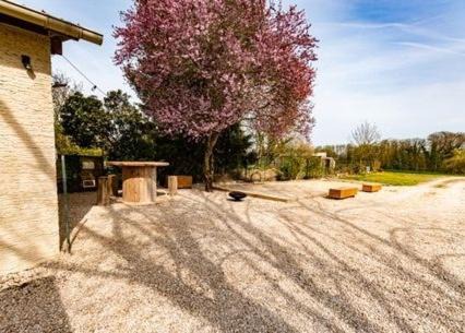 Coole House | Pet-Friendly Gîte du Lapin Bleu with Ocean View & Spa