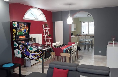 Willerval House | Spacious Gîte du Magnolia - Perfect for 12 Guests!