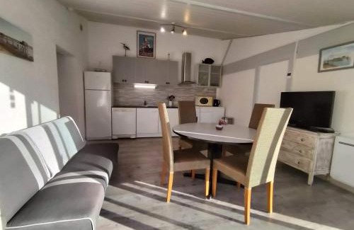 Saint-Porchaire House | Gîte du Midi de Saint-Porchaire with Heated Pool & Ocean View