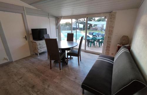 Saint-Porchaire House | Gîte du Midi de Saint-Porchaire with Heated Pool & Ocean View