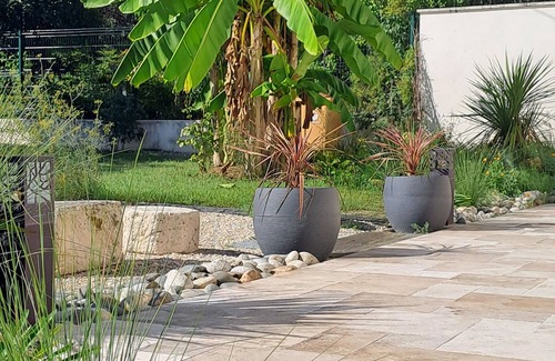 Saint-Andre-de-Cubzac House | Experience Gîte du pont de Lapeyre: 10/10 Guest Rated Getaway