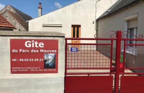 Meung-sur-Loire House | Discover Gîte du Parc des Mauves - 4-Star Getaway with Pets Welcome