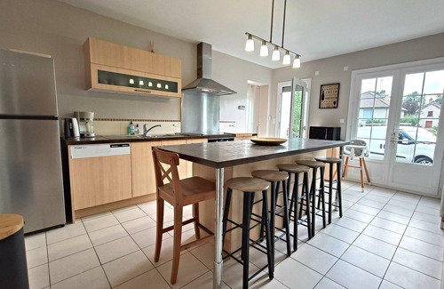 Thesee House | Family-Friendly Gîte du Petit Ruisseau Near Zoo Adventure
