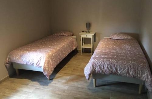 Thuin House | Exceptional Gîte du Pont de Bois: Child-Friendly Getaway