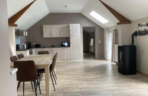 Thuin House | Exceptional Gîte du Pont de Bois: Child-Friendly Getaway