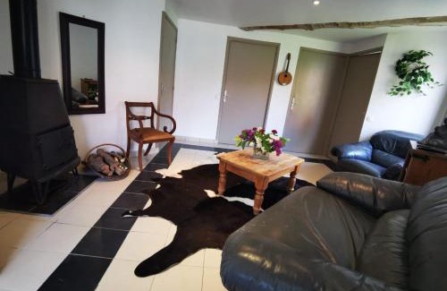 Torcy House | Discover Gîte du pont tournant: Family & Pet Friendly Retreat