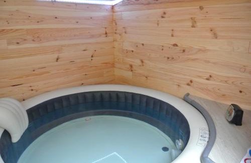 Buisson Apartment | Relax at GÎTE du SERRE de BOUDRE: Spa & Oceanfront Bliss