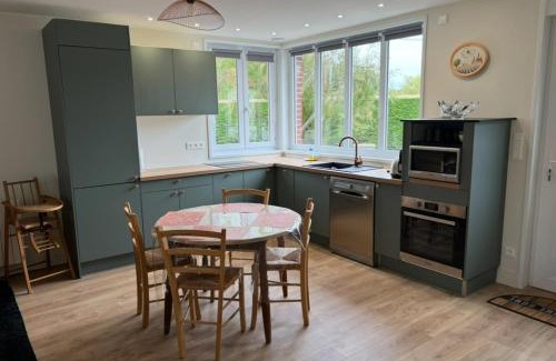 Merlimont House | Gîte du Vieux Puits: Child-Friendly Retreat with Great Reviews