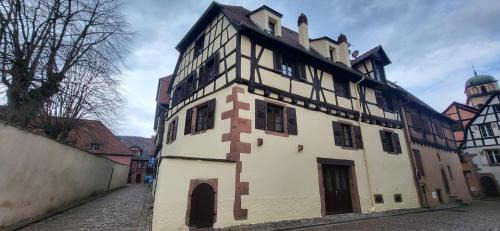 Kaysersberg-Vignoble Apartment | Family-Friendly Gîte Du XVe - Guest Rated 9.9/10
