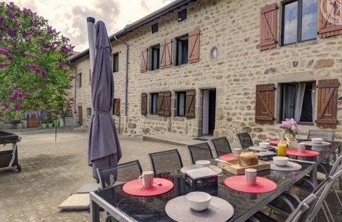 Chalmazel-Jeansagniere House | Charming Renovated Farm with Garden and Alpine Views