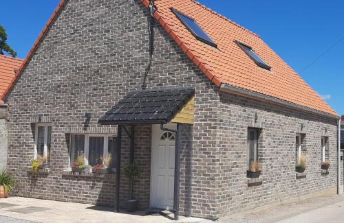 Landrethun-les-Ardres House | Family-Friendly Gîte "Entre Fraises et Mer" - Rated 9.2/10