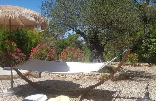 Faucon House | Relax at Gîte Estello: Family-Friendly with Pool Access
