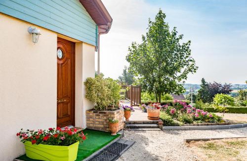 Gandelain Bed & Breakfast | Charming Gîte et Chambres d'Hôtes: Ideal for Families