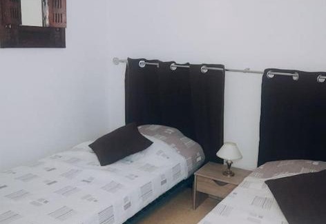 Saint-Andre-de-Valborgne Apartment | Riverside Gîte with Private Beach and Spa Amenities